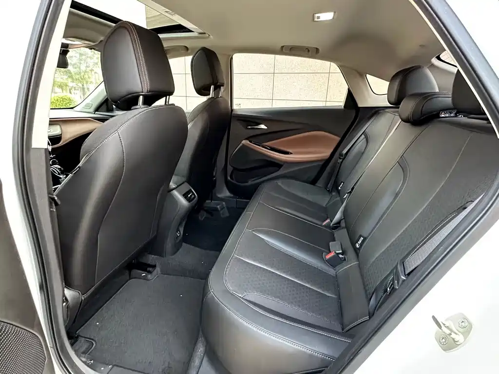 Buick Verano — миниатюра 4