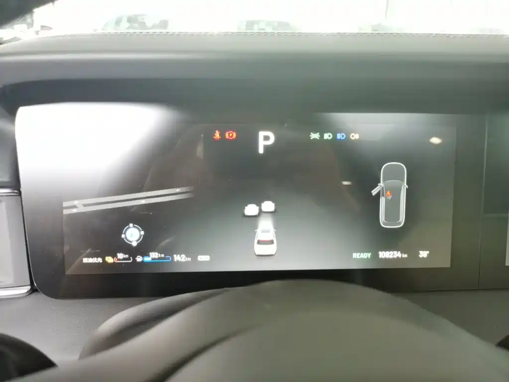 Li Auto Li ONE — миниатюра 12