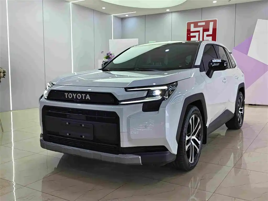 2026 Toyota RAV 4 - zdjęcie 1 z 19