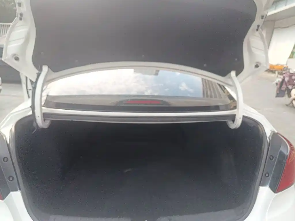 Hyundai Mistra — миниатюра 15