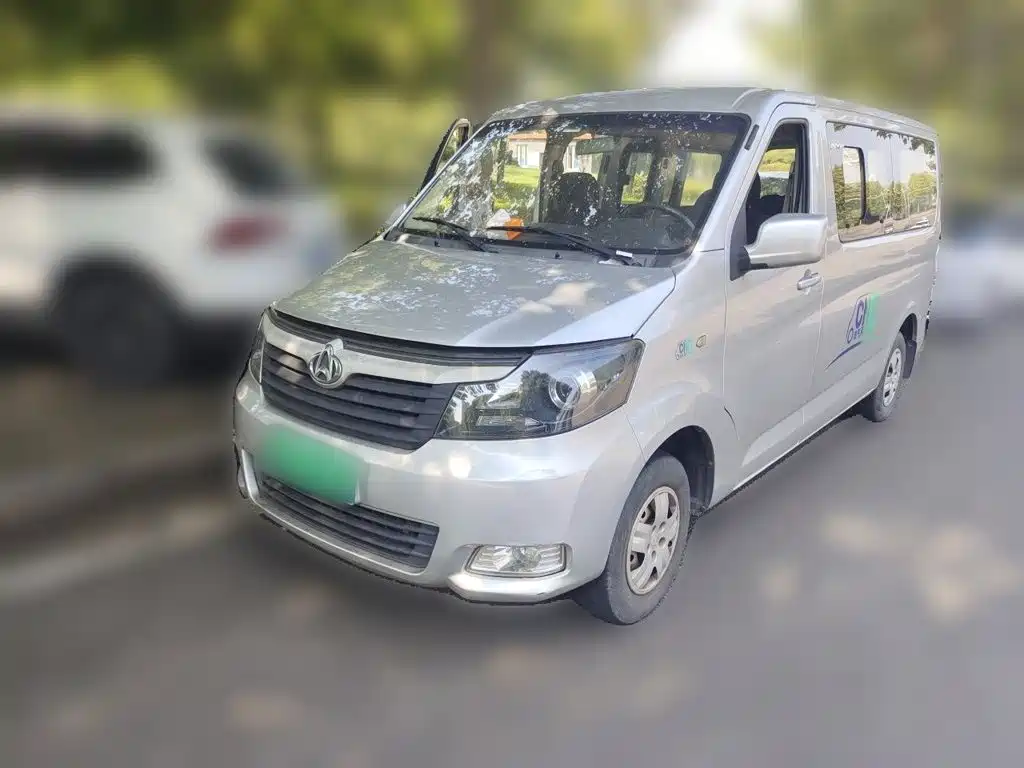 Kaicheng Ruixing M70 — миниатюра 2