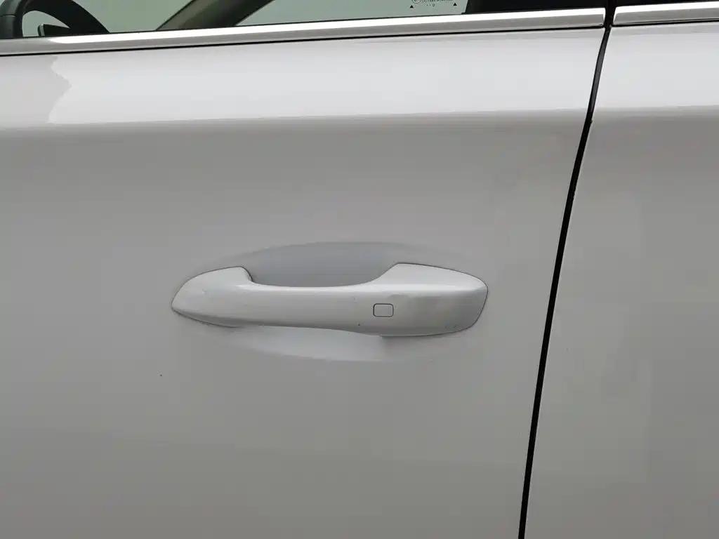 BYD Tang — миниатюра 18