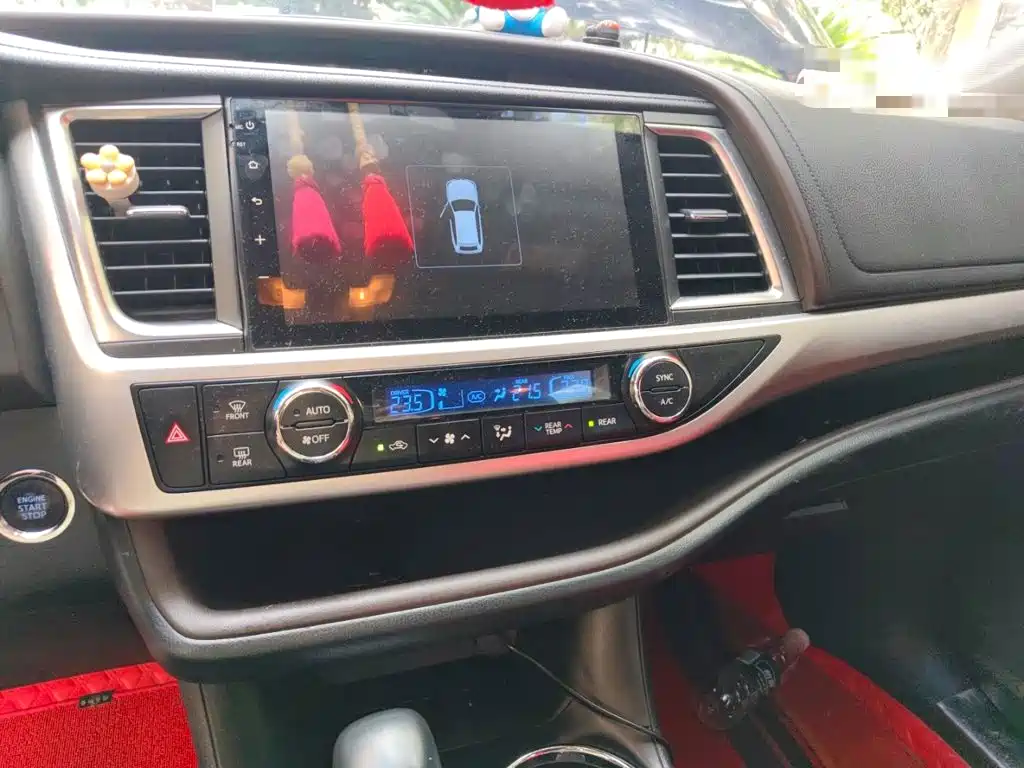 Toyota Highlander — миниатюра 9