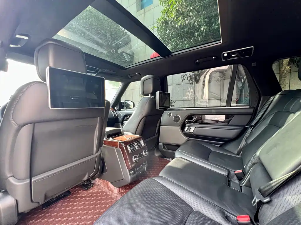 Land Rover Range Rover — миниатюра 19