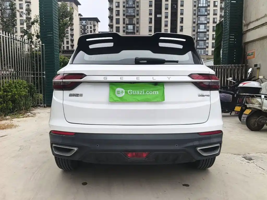 Geely Binyue — миниатюра 6