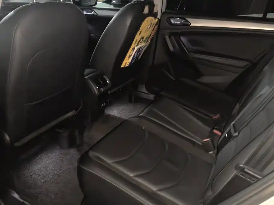 Volkswagen Tiguan L — миниатюра 11