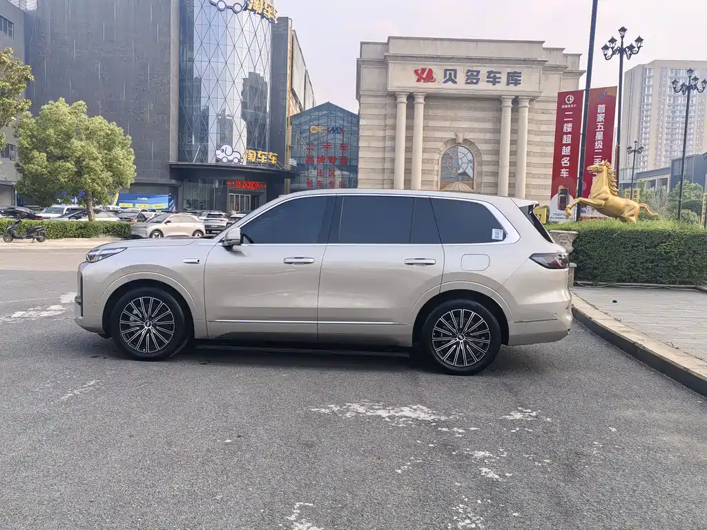 Geely Galaxy Galaxy M9 M9 2025 210km