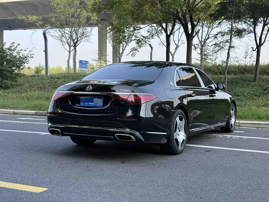 Mercedes-Benz S-Class — миниатюра 8