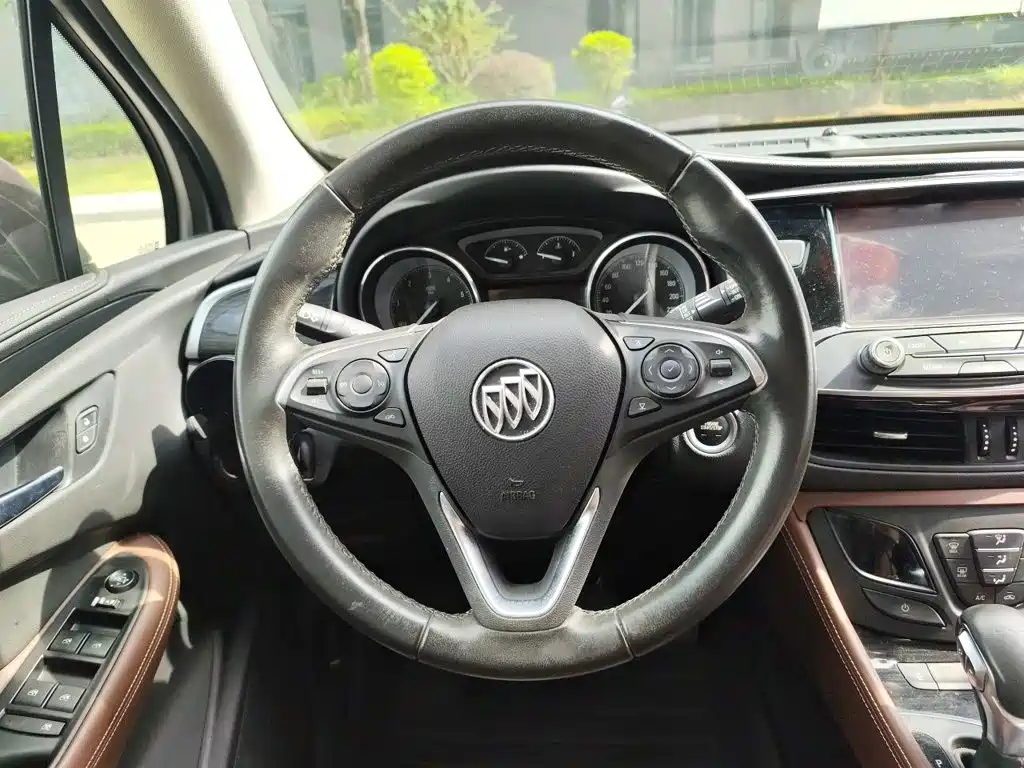 Buick Envision Plus — миниатюра 11