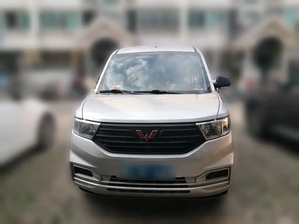 Wuling Hongguang V — миниатюра 2