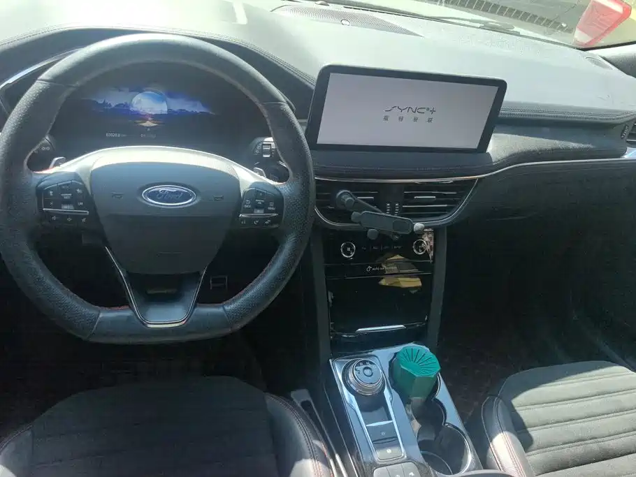 Ford Escape — миниатюра 12