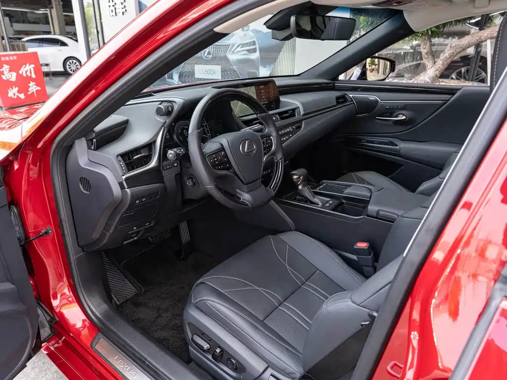 Lexus ES — миниатюра 9