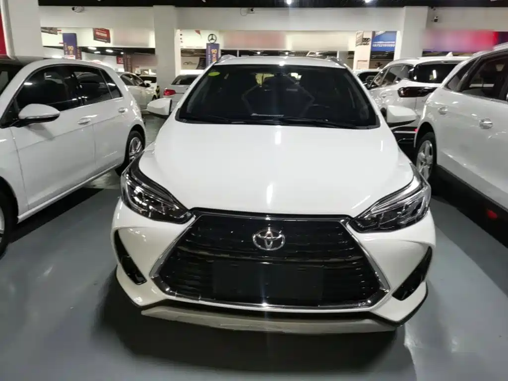 Toyota Yaris L — миниатюра 3