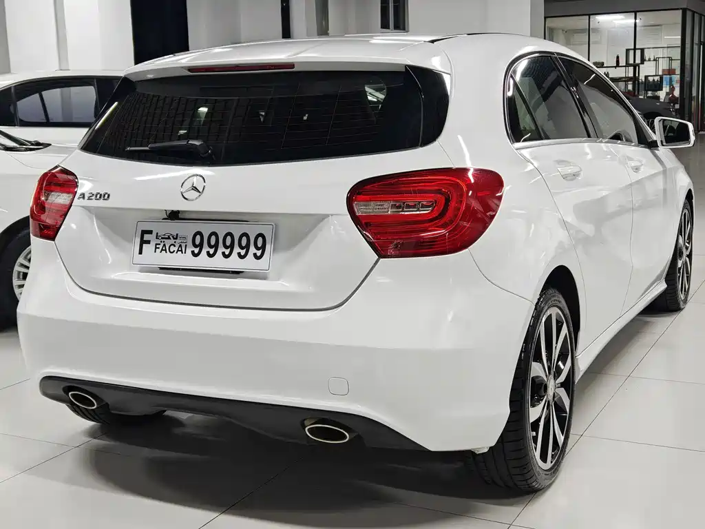Mercedes-Benz A-Class (Import) — миниатюра 3