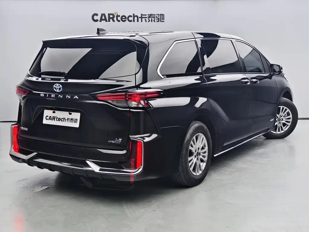 Toyota Sienna 2023 2.5L Comfort