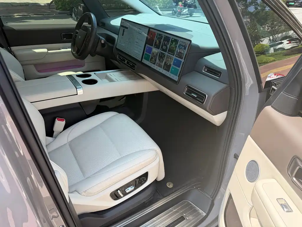 Li Auto Li MEGA — миниатюра 8