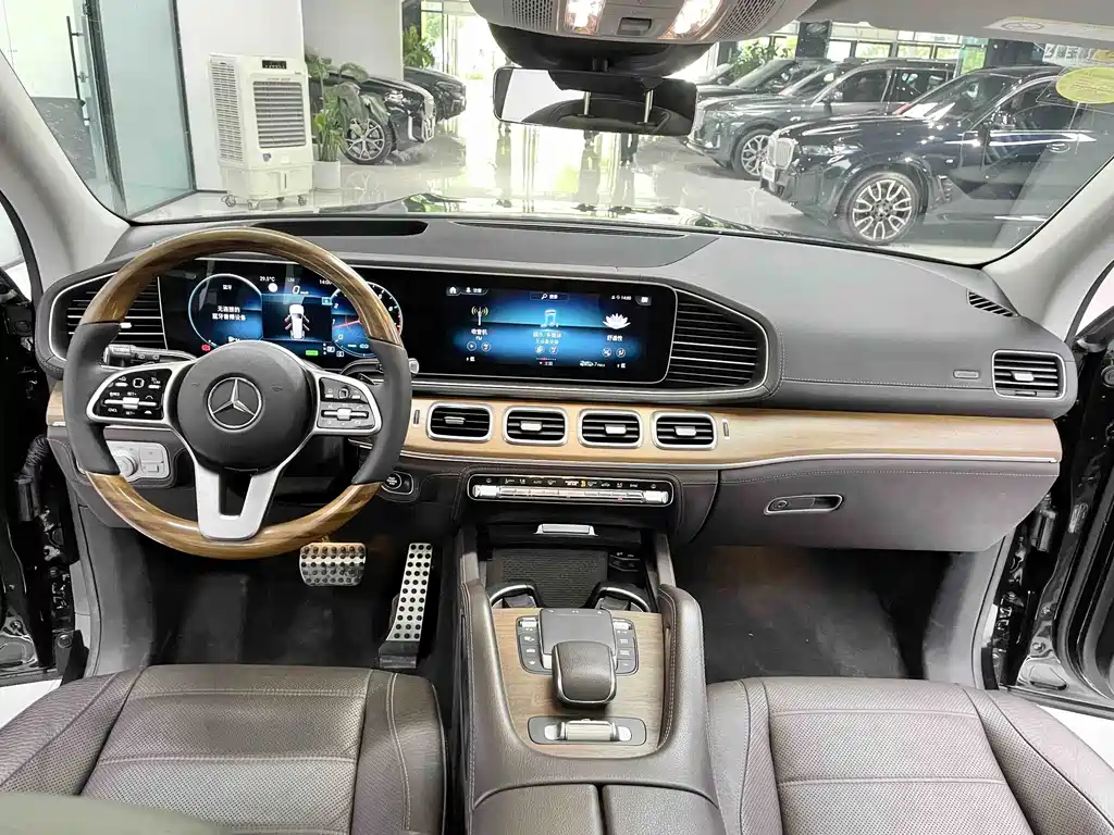 Mercedes-Benz GLS — миниатюра 5