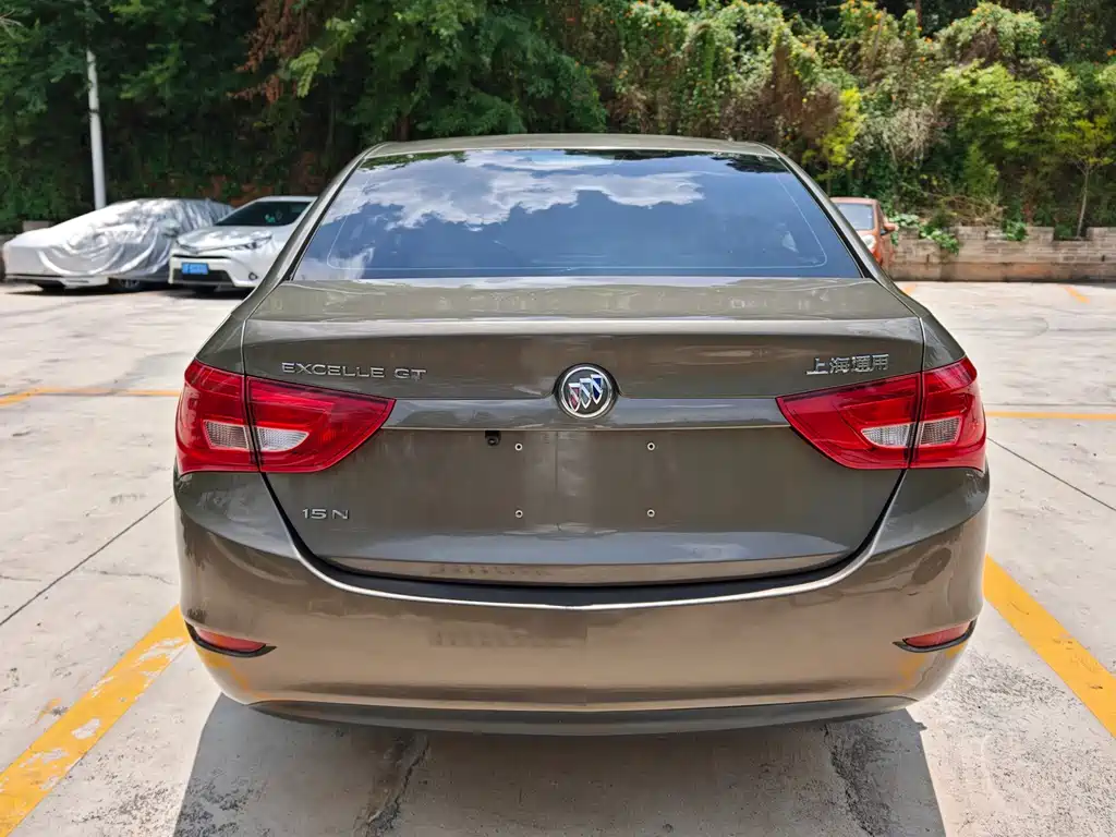 Buick Excelle 2015 15N MT