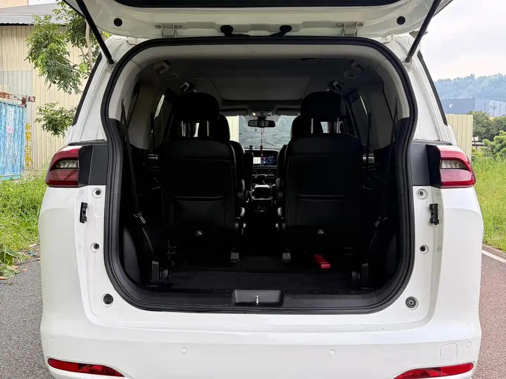 GAC Motor Trumpchi M6 — миниатюра 11