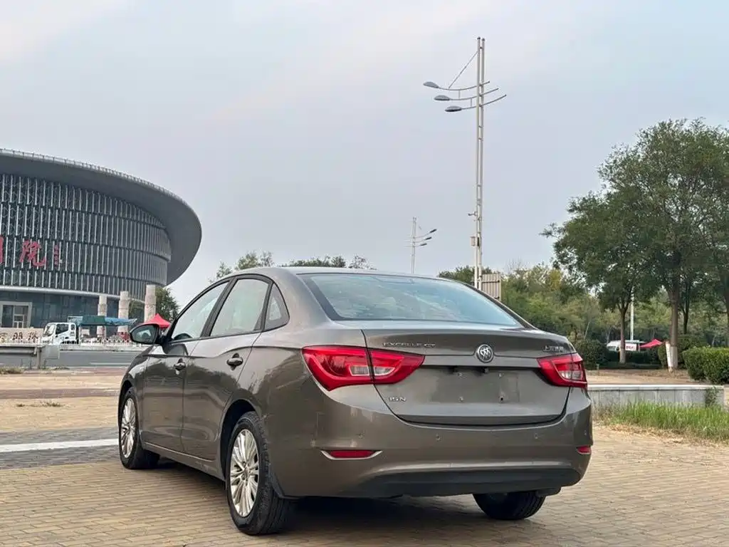 Buick Excelle — миниатюра 6