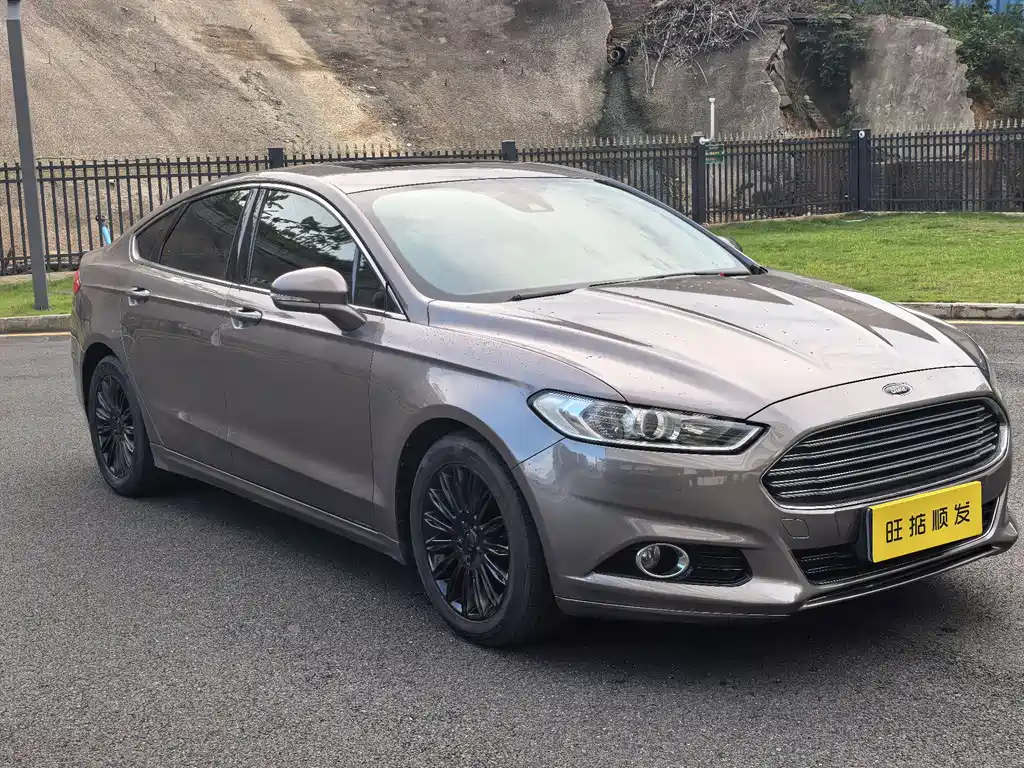 Ford Mondeo 2.0L GTDi200 Fashion Type, фото 3