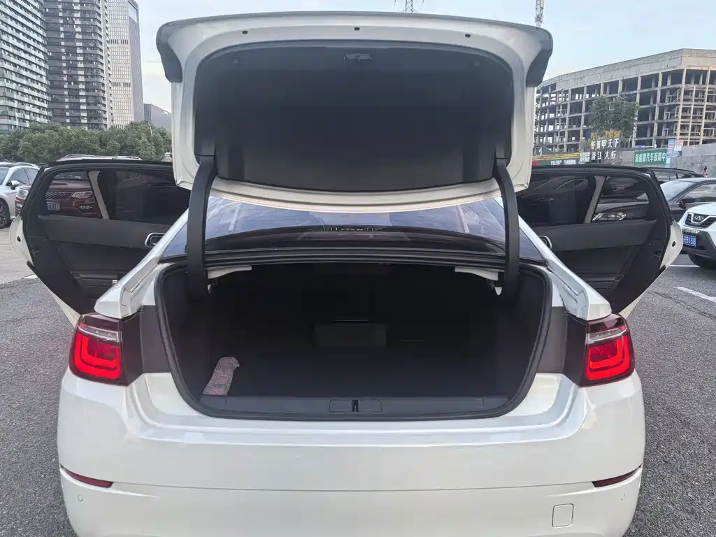 Citroen C6 — миниатюра 9