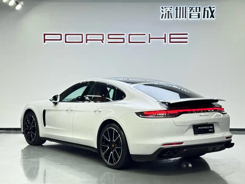 Porsche Panamera — миниатюра 7