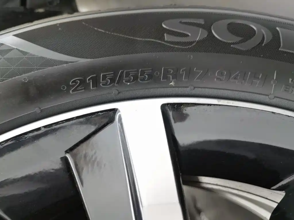 Volkswagen T-Roc — миниатюра 24
