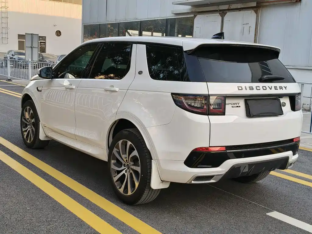 Land Rover Discovery Sport — миниатюра 7