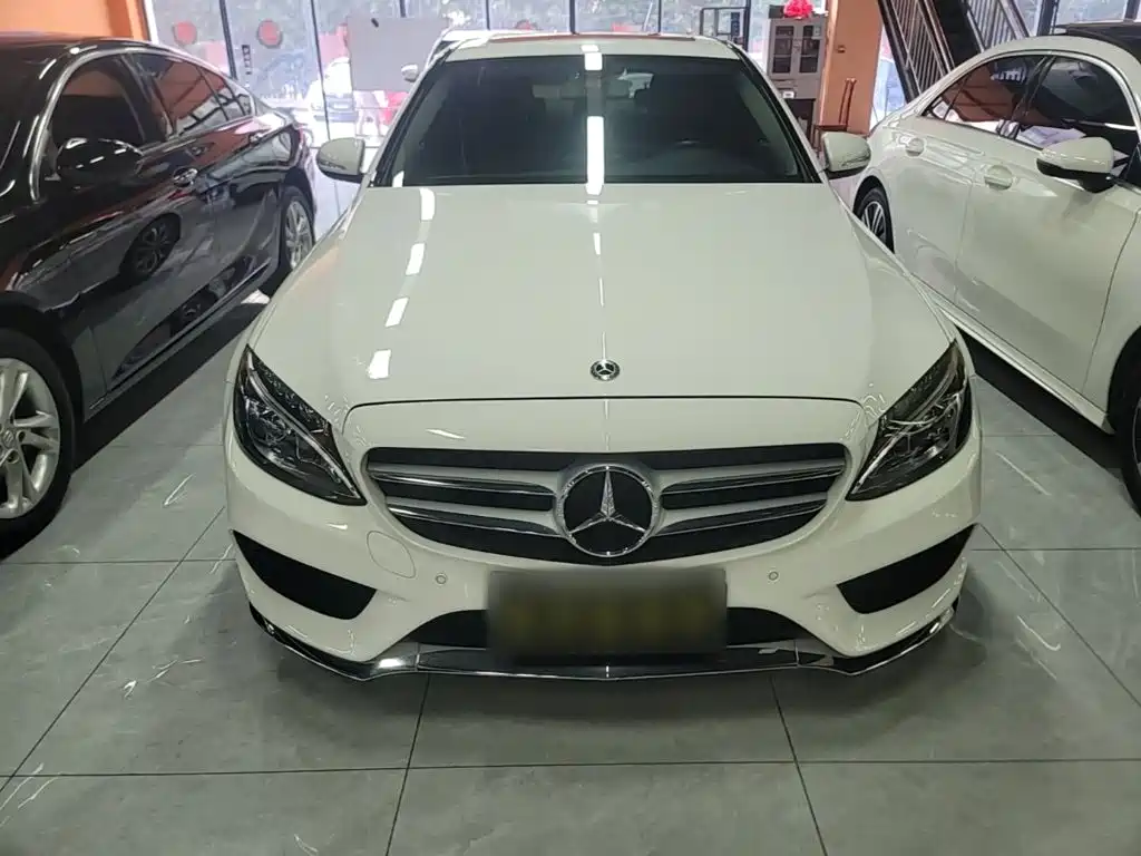 Mercedes-Benz C-Class — миниатюра 3