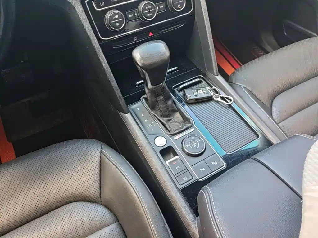 Volkswagen Teramont — миниатюра 14