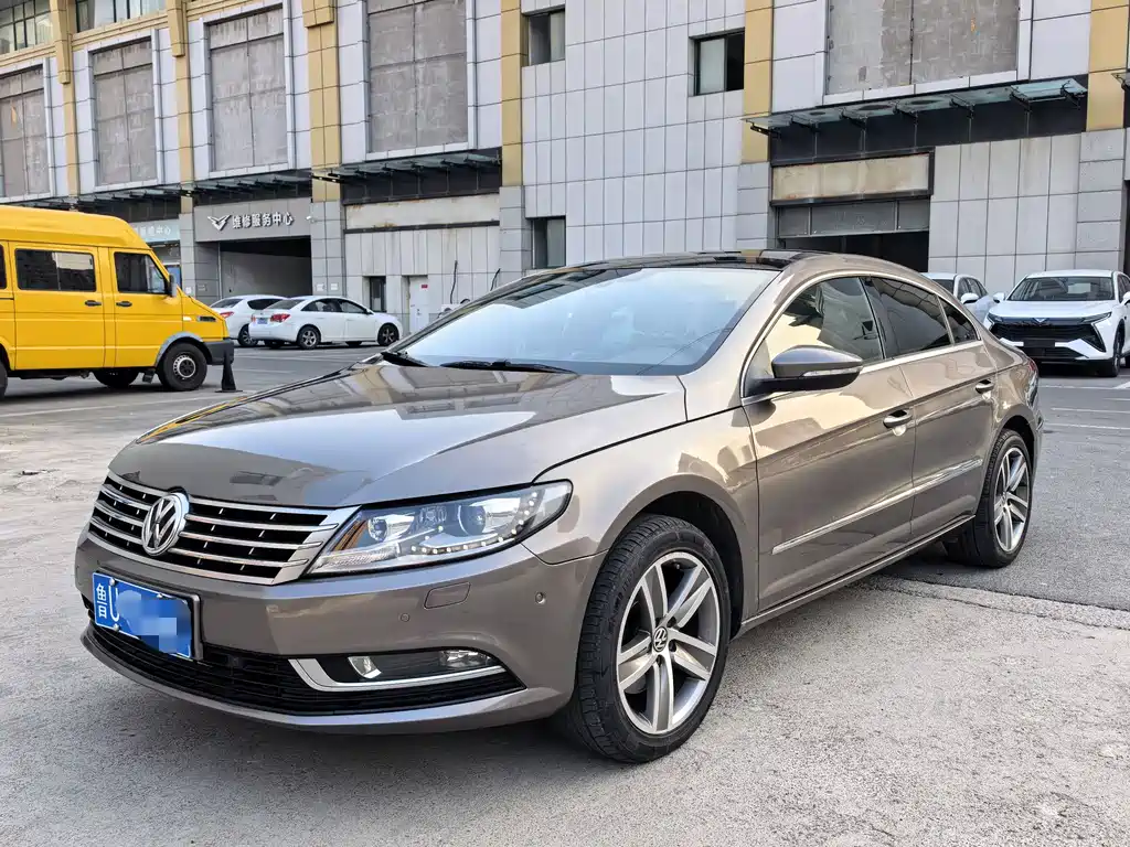 Volkswagen FAW - Passat CC CC 2013 2.0TSI Luxury