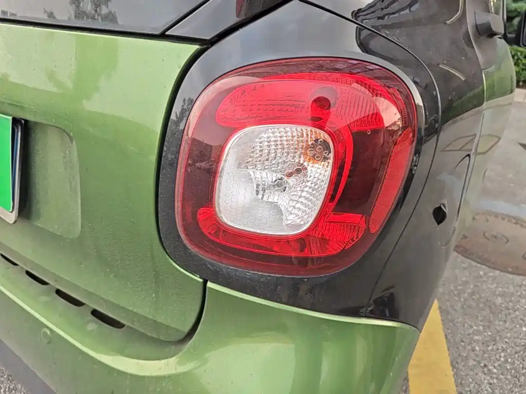 smart Smart Fortwo — миниатюра 8