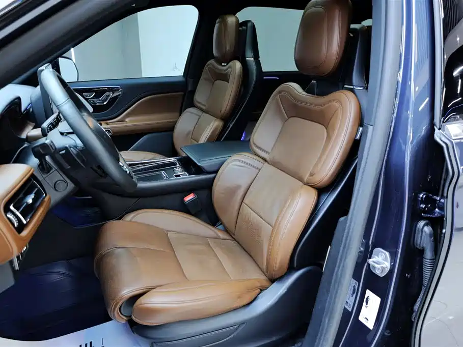 Lincoln Aviator — фотографии объявления, Фото 27