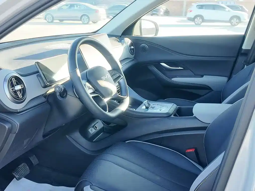 BYD SEA LION 05 DM I