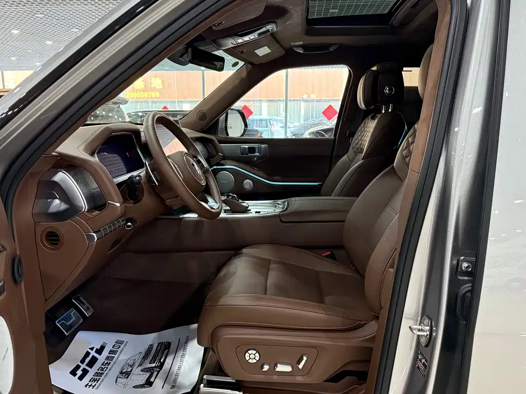 TANK TANK 700 NEW ENERGY