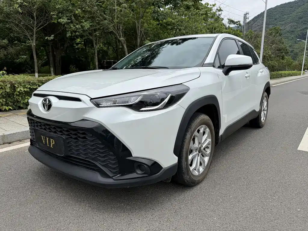 Toyota Frontlander 2023