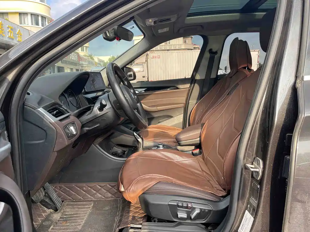 BMW X1 — миниатюра 9