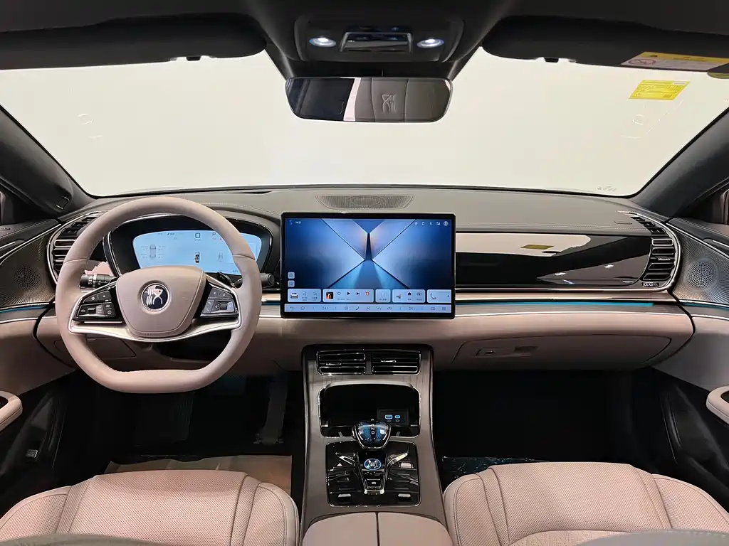 BYD Han — миниатюра 5