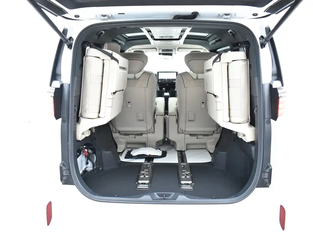 Toyota Alphard — миниатюра 26
