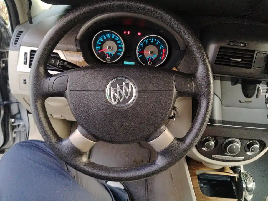 Buick Excelle — миниатюра 15