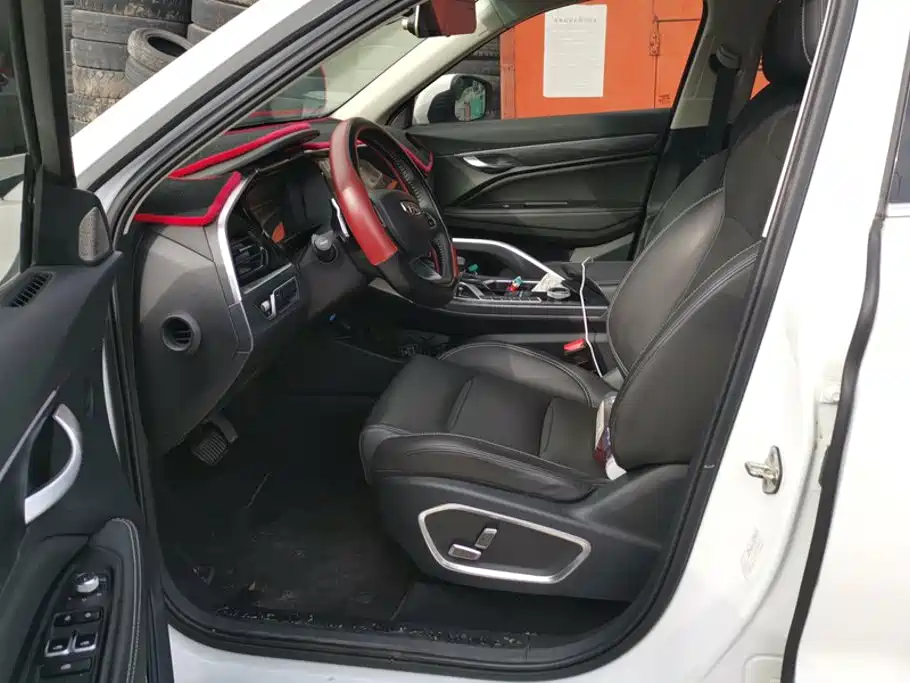 Geely Xingyue — миниатюра 9