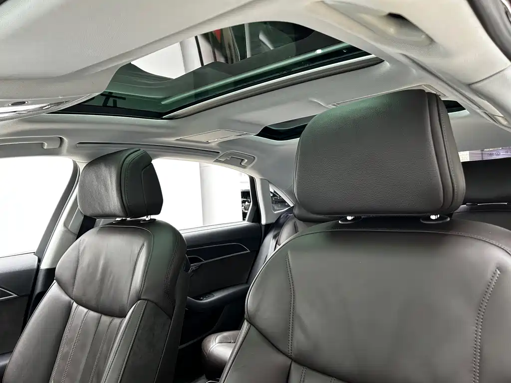 Audi A8 — фотографии объявления, Фото 11
