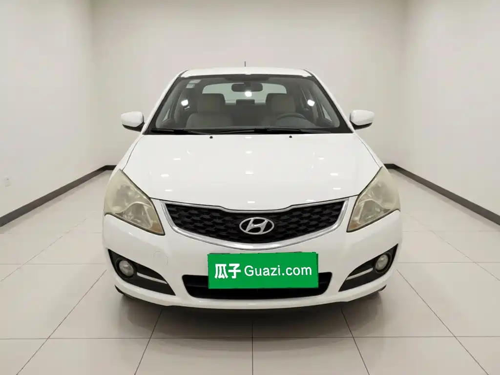 Hyundai Elantra — миниатюра 2