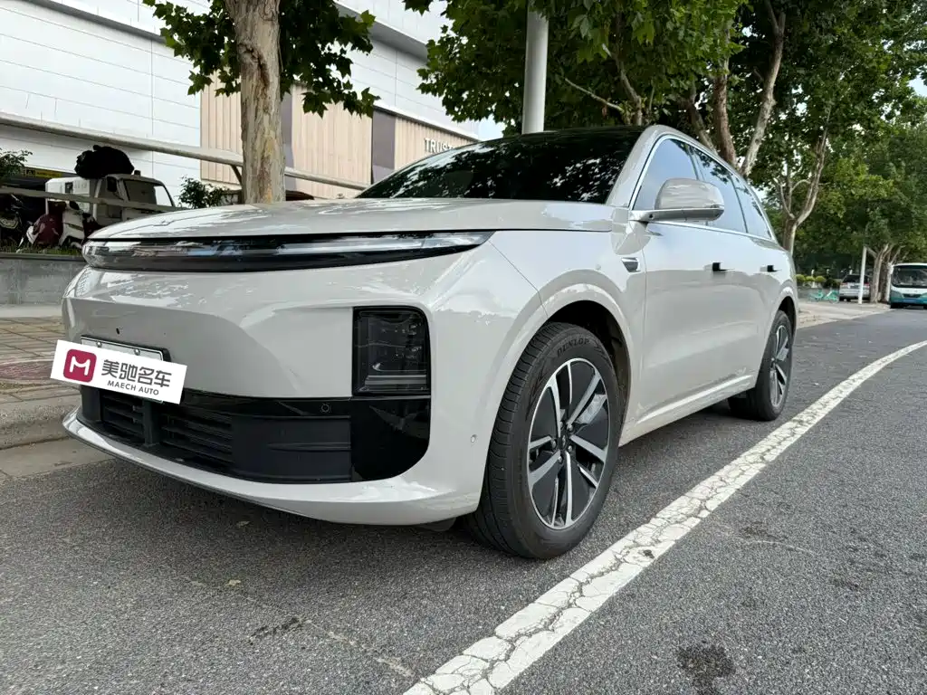 2025 Li Xiang L6 - zdjęcie 1 z 9