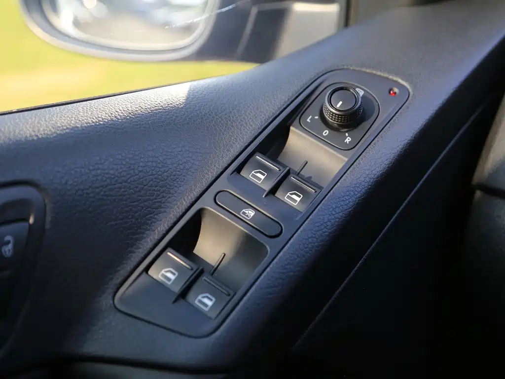 Volkswagen Tiguan — миниатюра 12