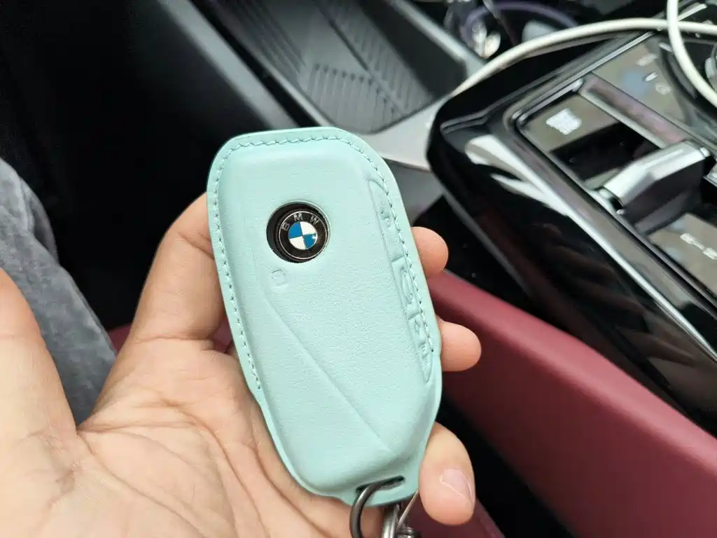 BMW 5 Series — миниатюра 12