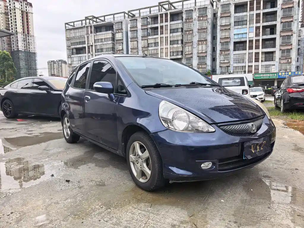 Honda Fit 2007 1.5L CVT Comfort