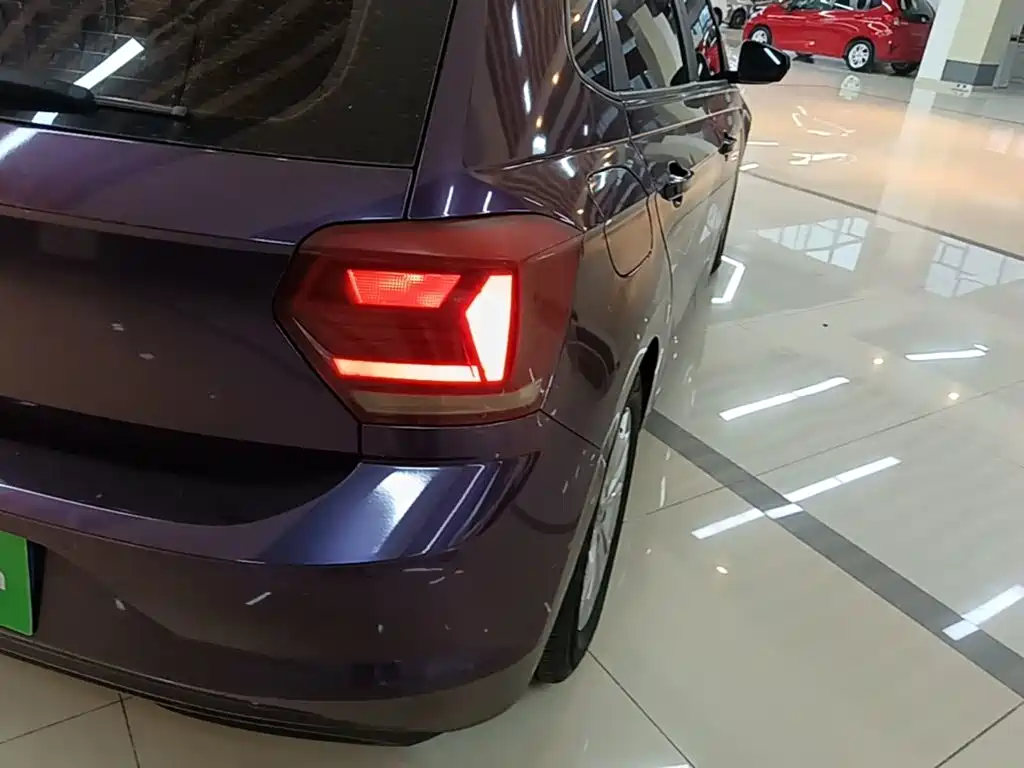 Volkswagen Polo — миниатюра 8