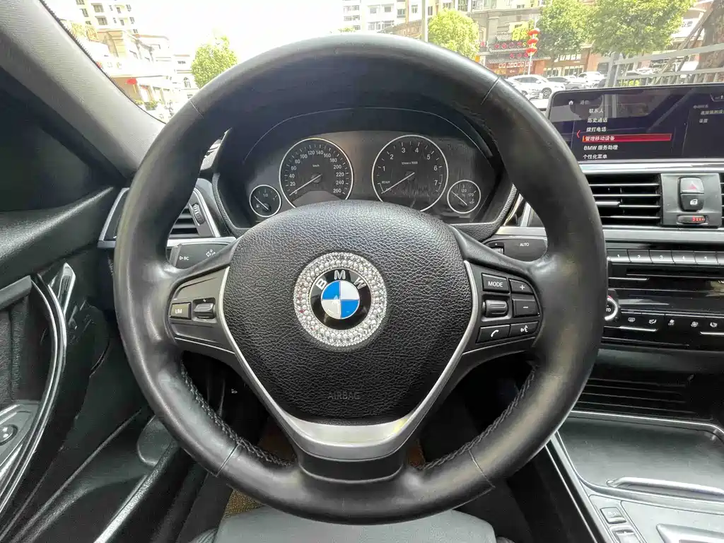 BMW 3 Series — миниатюра 13